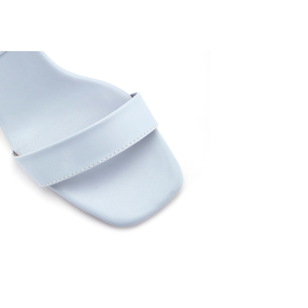 Zeitlose Eleganz-Sandalen – Fashion Attitude